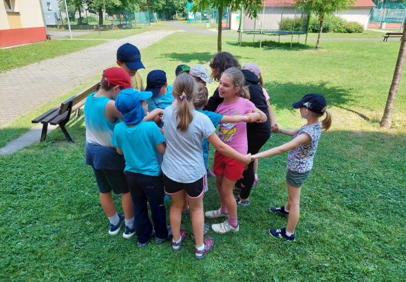Zobrazit: Letní příměstské tábory pro české a ukrajinské děti v červenci a srpnu 2022