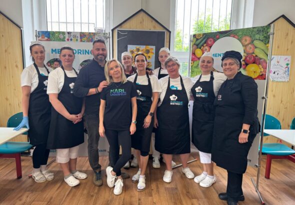 Zobrazit: Fajne školní bistro – mentoring Davida Valíčka ve školní jídelně Základní školy a mateřské školy Ostrava, Ostrčilova 10, p. o.