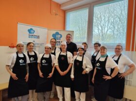 Zobrazit: Fajne školní bistro, mentoring Michala Adama ve školní jídelně Základní školy MUDr. Lukášové a Klegova, Ostrava-Hrabůvka, příspěvková organizace