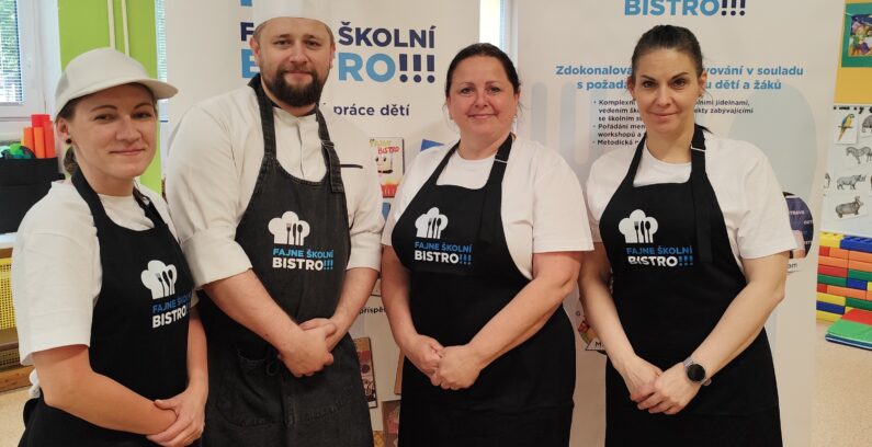 Zobrazit: Fajne školní bistro mentoring Petra Bláhy ve školní jídelně Mateřské školy U Dvoru 22, Ostrava-Mariánské Hory a Hulváky
