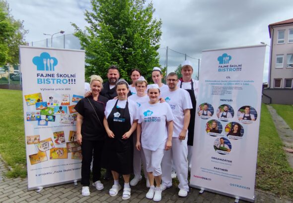 Zobrazit: David Valíček a „Fajne školní bistro“ ve školní jídelně Základní školy a Mateřské školy Ostrava-Krásné Pole, Družební 336, p. o.